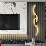 Geschwungene LED-Wandleuchte, dimmbar, modern