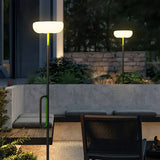 Kabellose Akku-Stehlampe für die Terrasse im modernen Design