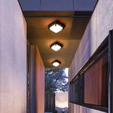 Moderne LED-Deckenleuchte in Schwarz für Terrasse und Balkon