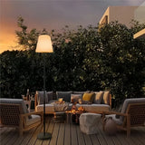 LED-Solar-Stehlampe für Terrasse und Garten, RGB-Farbwechsel