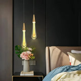 LED Kristall Pendelleuchte im Wassertropfen Design für das Schlafzimmer