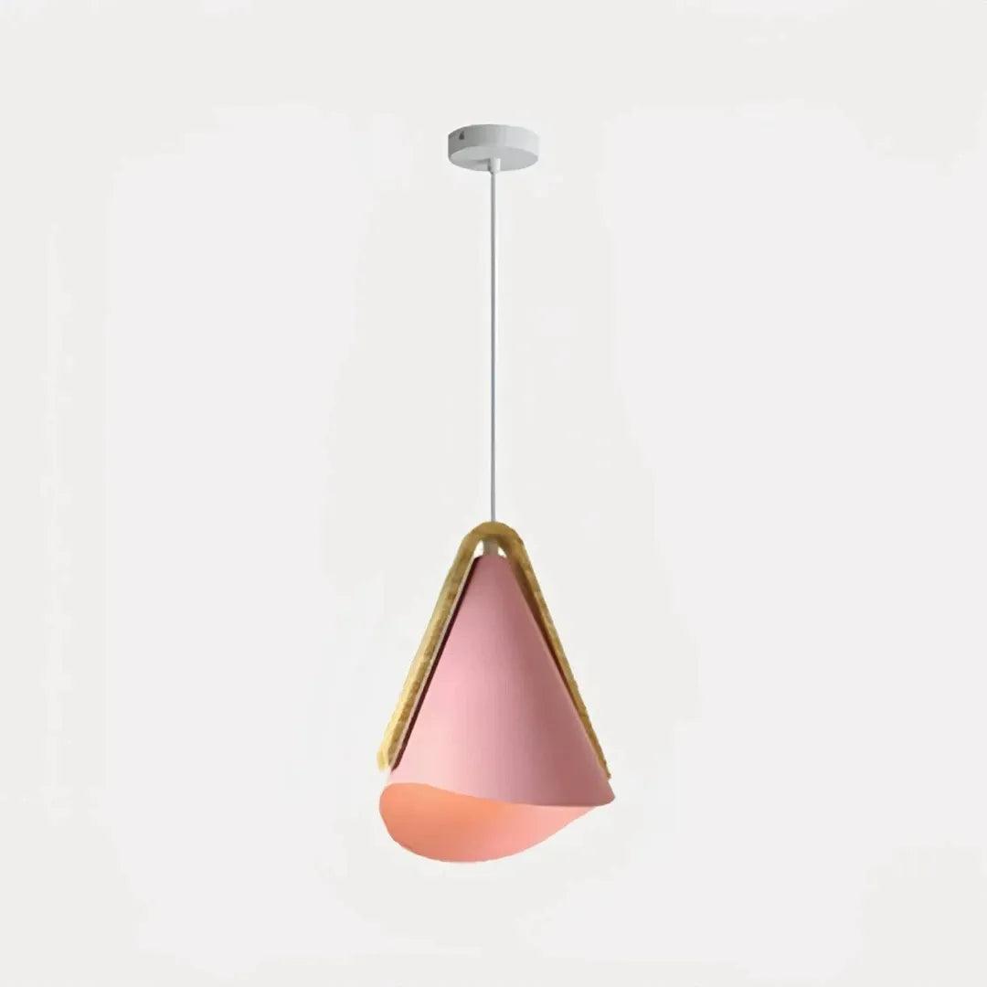 Skandinavische Macaron Pendelleuchte in Kegelform für das Esszimmer