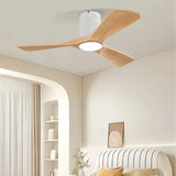 Leiser Deckenventilator mit Licht im skandinavischen Design