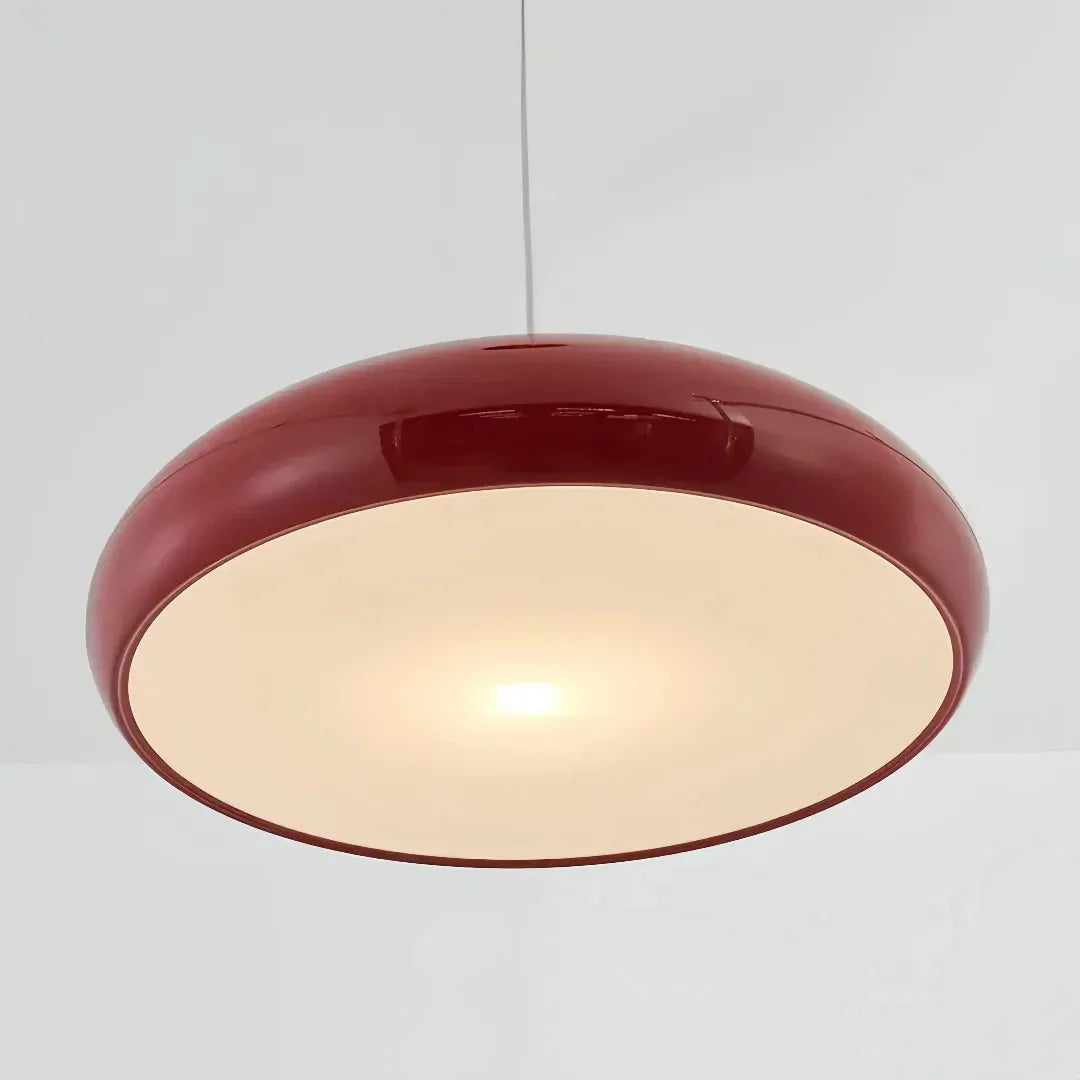 Mid-Century Pendelleuchte in Kuppelform für das Esszimmer