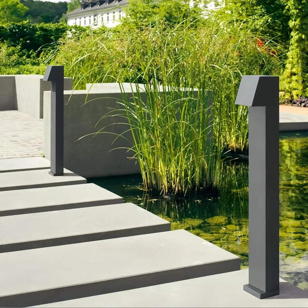 Moderne LED Pollerleuchte für den Außenbereich, IP65