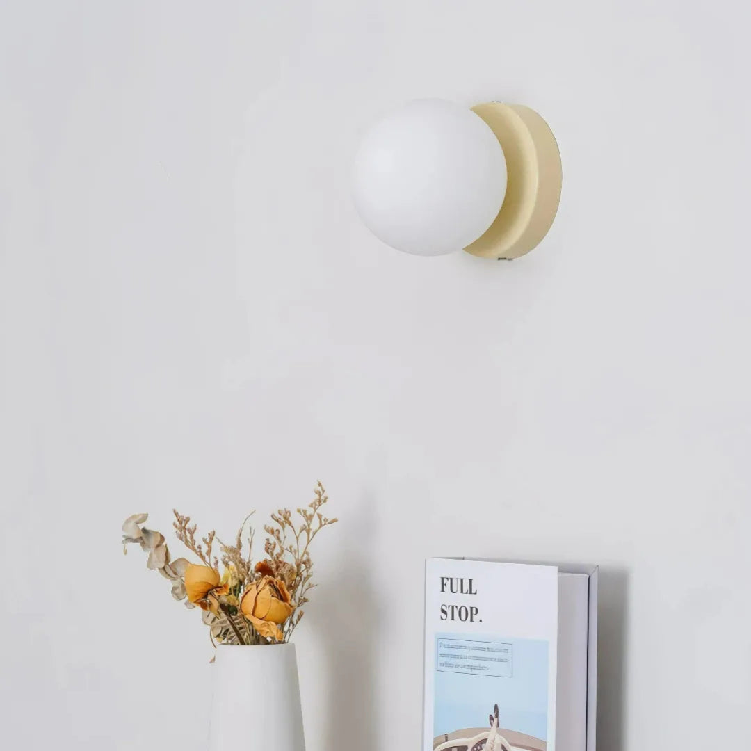  Dimmbare Opalglas Wandleuchte in Beige
