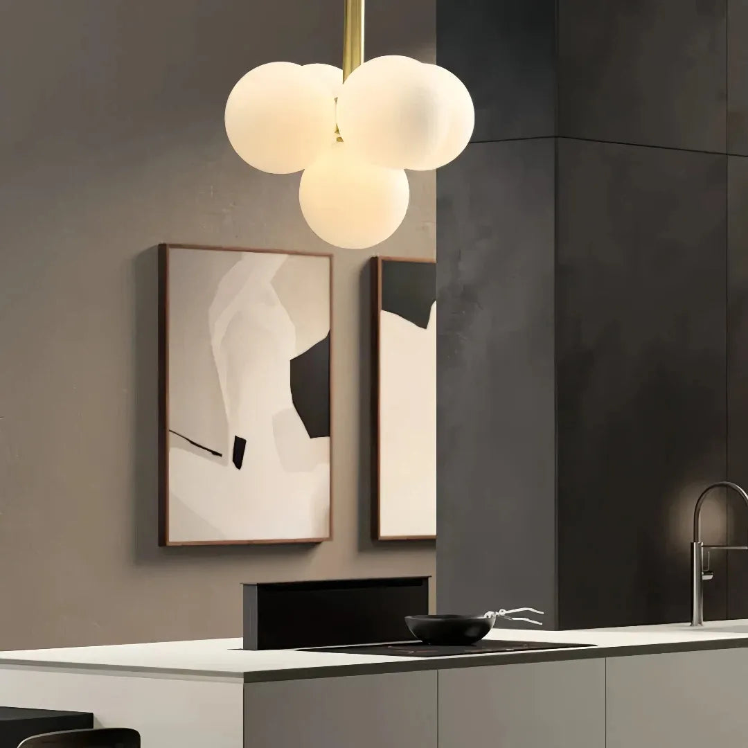 Moderne Bubble LED Pendelleuchte aus Opalglas für Esszimmer