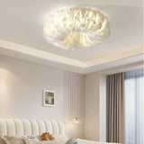 Moderne Deckenleuchte mit Federn im Ringdesign für Schlafzimmer