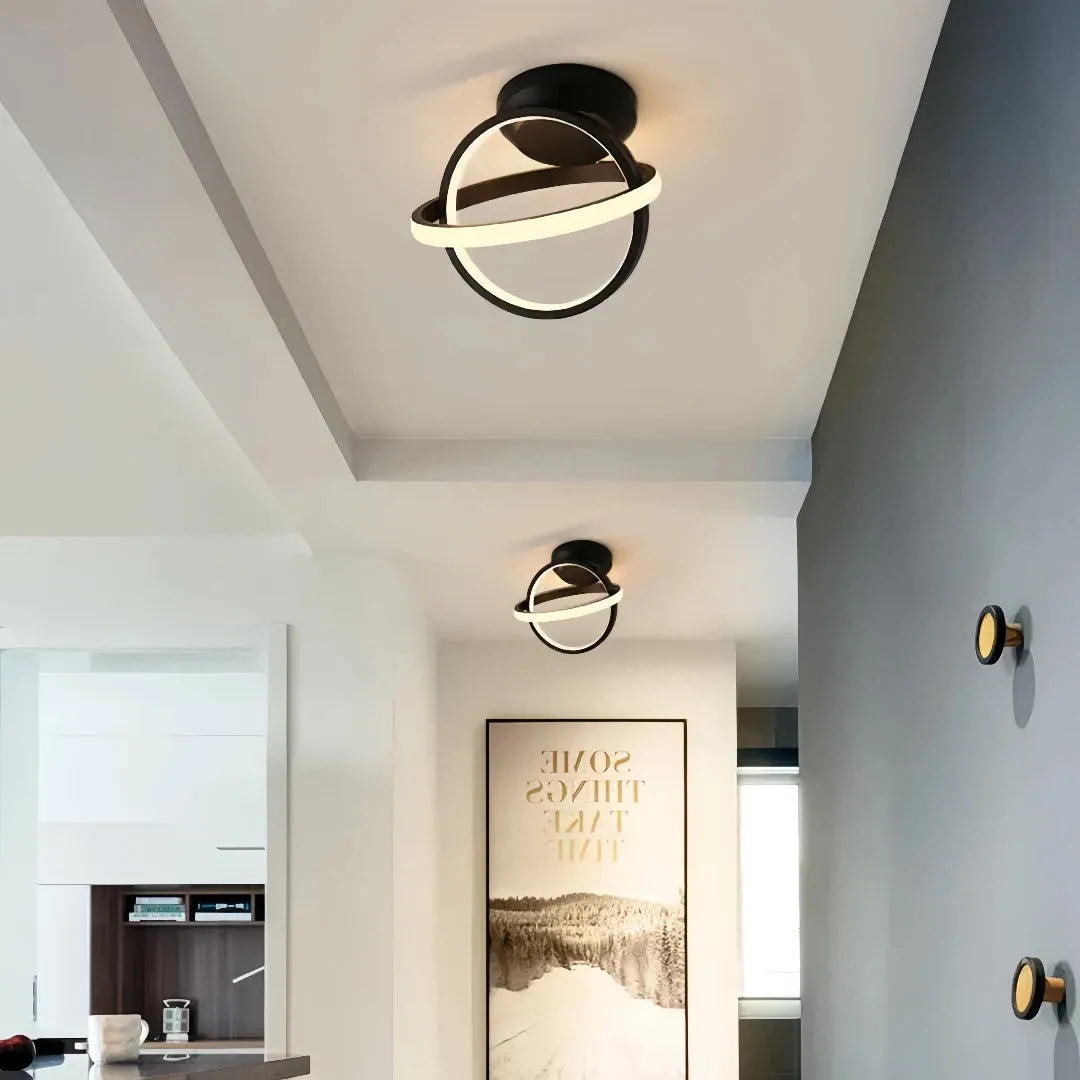 Moderne Deckenleuchten im Ringdesign für den Flur