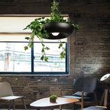 Moderne Pendelleuchte mit Blumentopf für Balkon mit Kunstpflanze