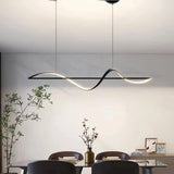 Schwarze dimmbare LED-Pendelleuchte aus Metall für das Esszimmer