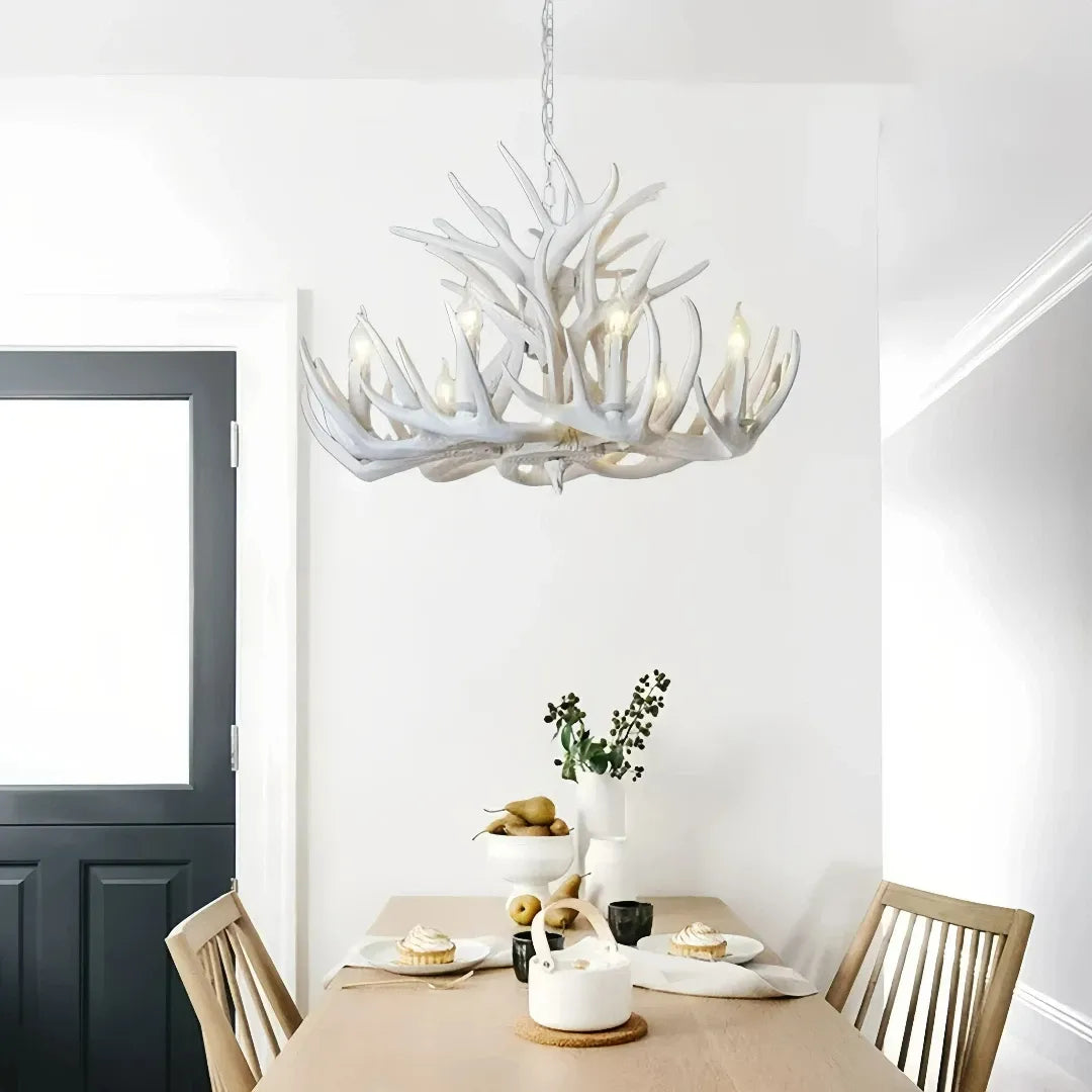 Moderner LED Geweih-Kronleuchter in Weiß für Wohnzimmer