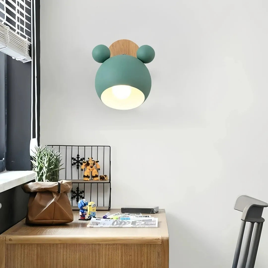 Kinderzimmer-Wandlampe mit warmweißem Licht