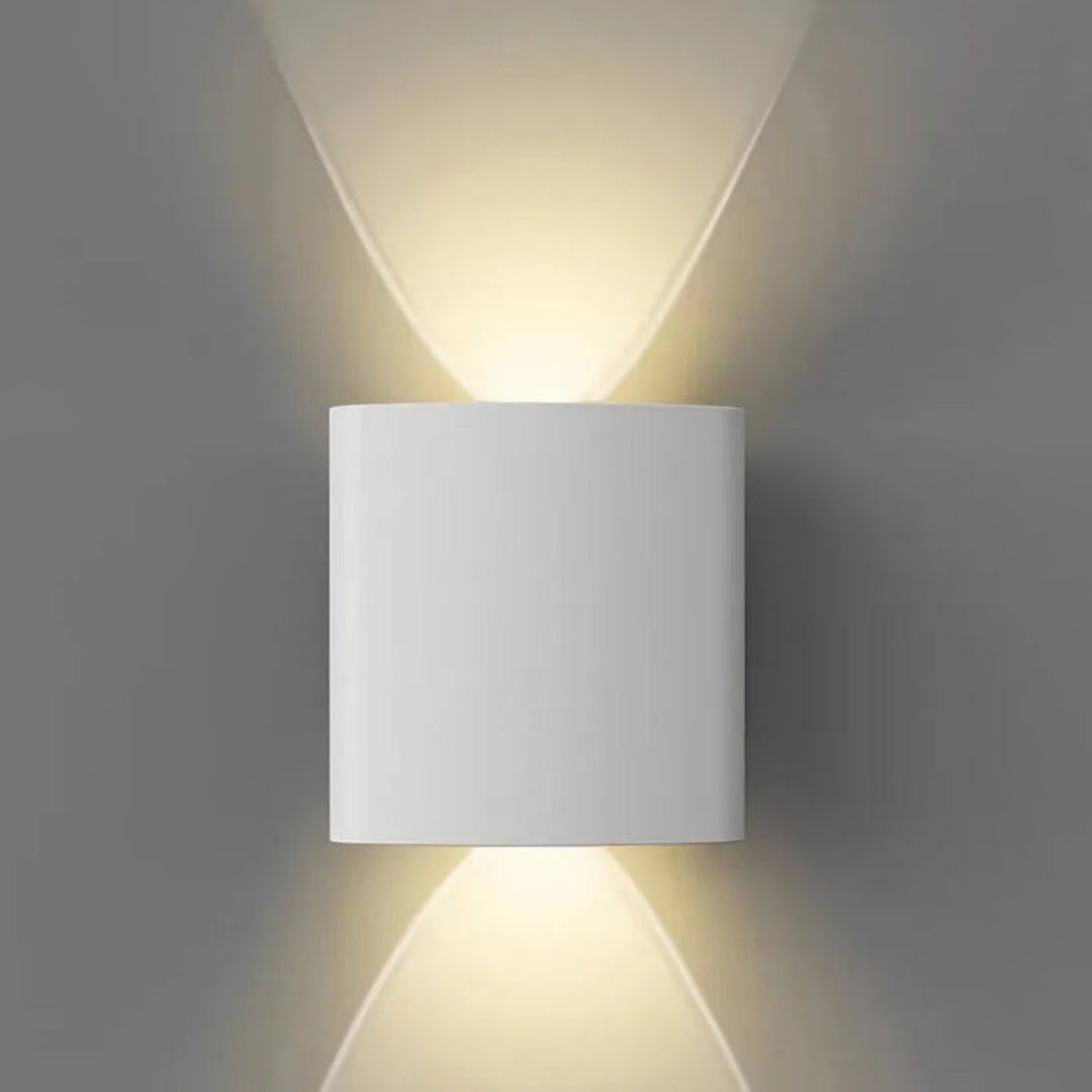 Moderne LED-Außenwandleuchte in Weiß mit Up-&-Down-Licht