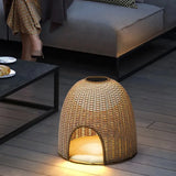 Rattan Solarleuchte für Terrasse und Garten im Korbdesign