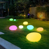 Solar-Gartenleuchte in Steinoptik mit RGB-Farbwechsel