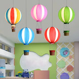 Verspielte Deckenlampe mit Heißluftballon für das Kinderzimmer