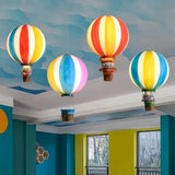 Verspielte Deckenlampe mit Heißluftballon für das Kinderzimmer