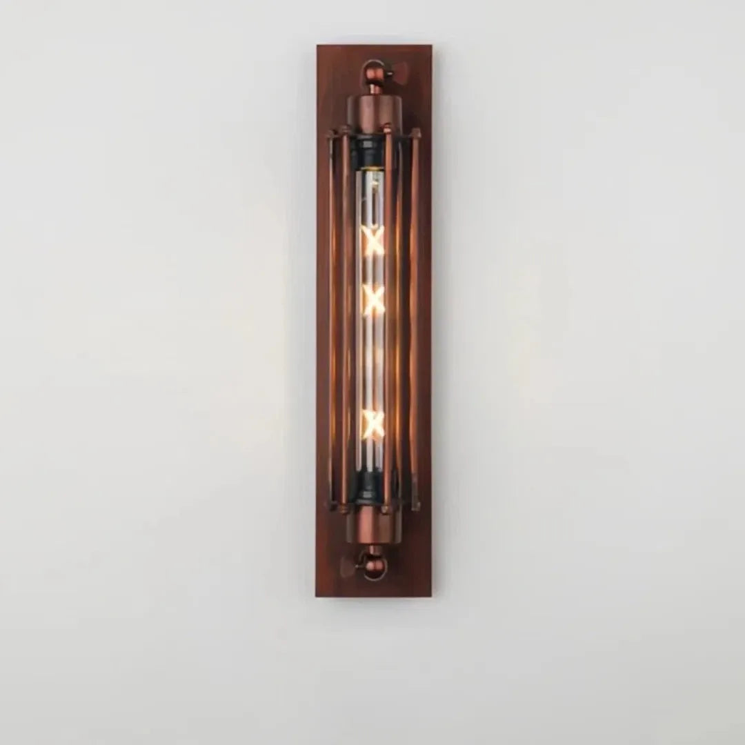 Wandleuchte aus Metall mit Glas im Industrial Design
