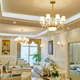 Vintage Kronleuchter in Gold mit Glasschirmen für das Wohnzimmer
