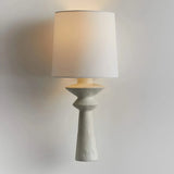 Vintage Wandleuchte mit weißem Stoffschirm für das Esszimmer