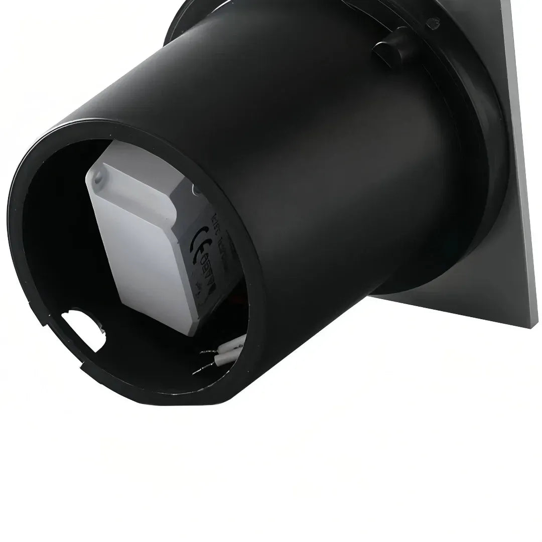  Seitliche Ansicht der LED-Wandeinbauleuchte mit Einbaudose 