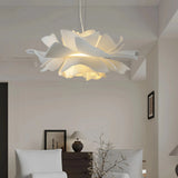 Weiße moderne Pendelleuchte in Blumenform für Esszimmer und Wohnzimmer