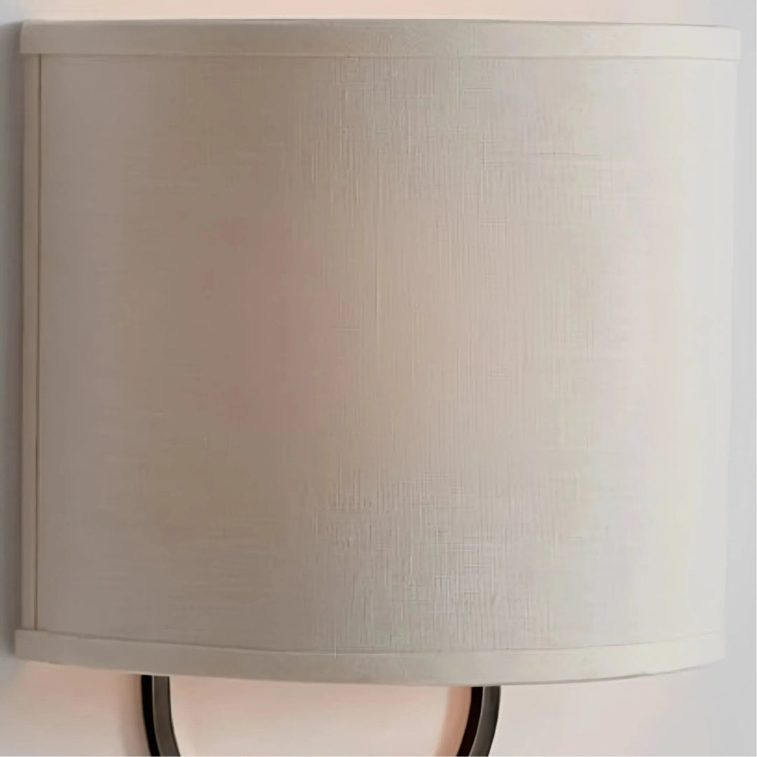 Beiger Lampenschirm aus Stoff mit feiner Textur