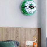 Moderne grüne Wandleuchte im UFO-Design aus Acryl für Schlafzimmer